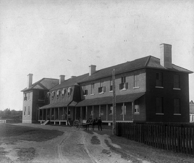 Cet hôpital a été construit en 1881.
